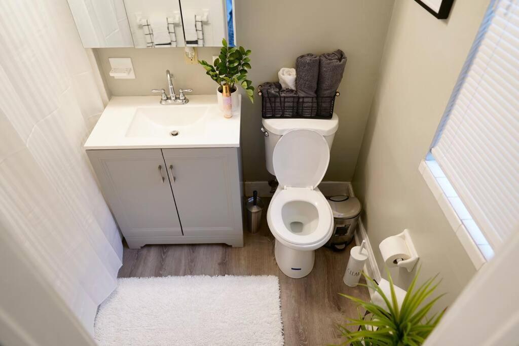Stylish 1Br Unit W/Free Parking-Walk To Metro Apartment Washington Bagian luar foto