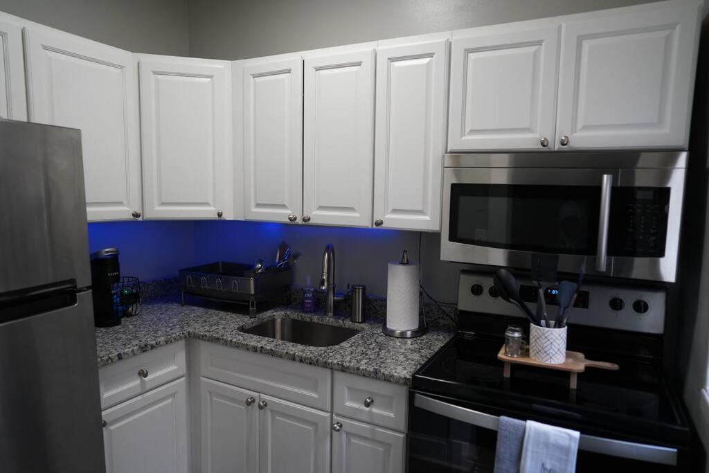 Stylish 1Br Unit W/Free Parking-Walk To Metro Apartment Washington Bagian luar foto